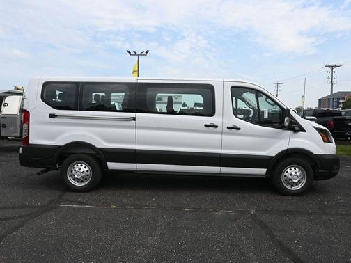 2025 Ford Transit-350 XL