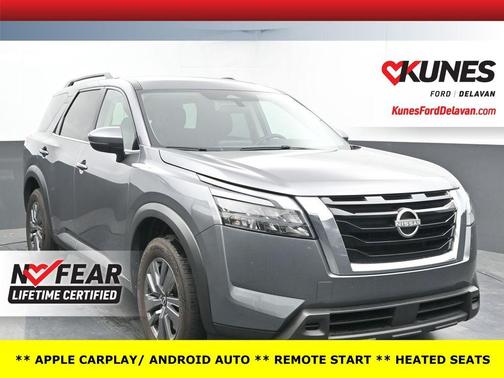 2024 Nissan Pathfinder SV
