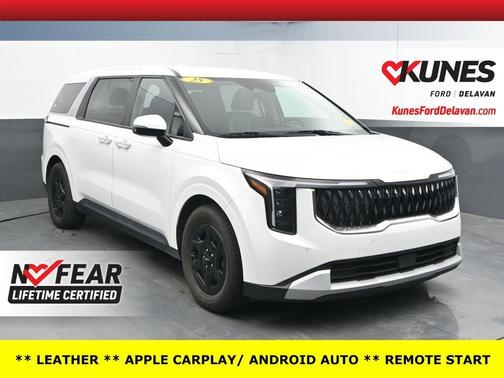 Snow White Pearl 2025 Kia Carnival LXS