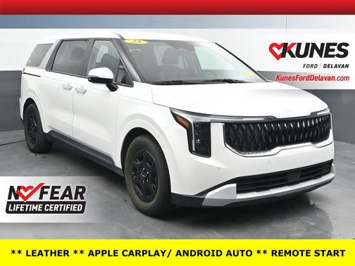 Snow White Pearl 2025 Kia Carnival LXS