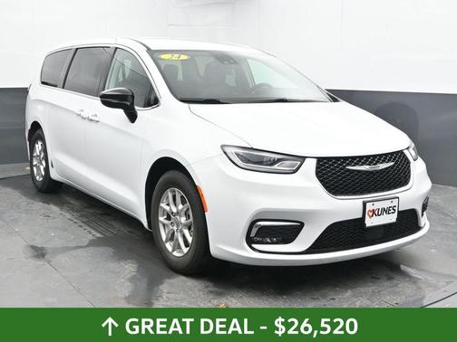 2024 Chrysler Pacifica Touring-L