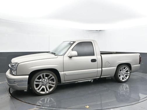2004 Chevrolet Silverado 1500 LS