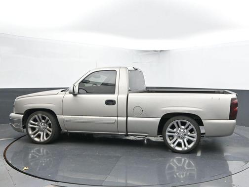 2004 Chevrolet Silverado 1500 LS