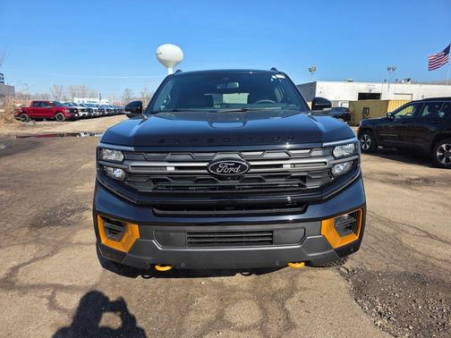 2025 Ford Expedition Tremor