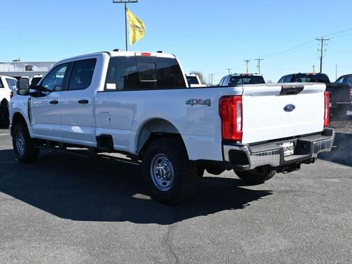 Oxford White 2026 Ford F-250 XL