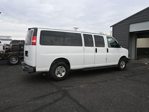 2011 Chevrolet Express 3500 LT