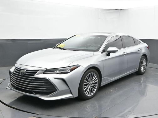 2019 Toyota Avalon 