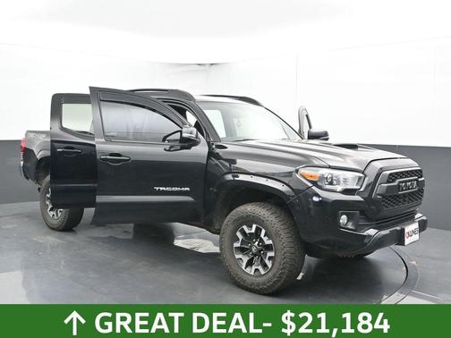 2017 Toyota Tacoma SR