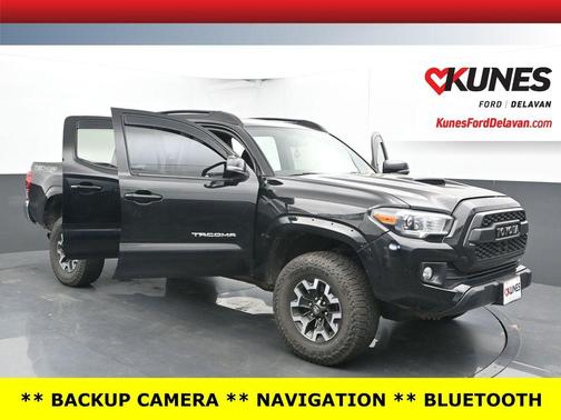 2017 Toyota Tacoma SR