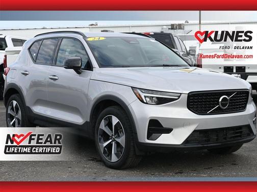 2024 Volvo XC40 B5 Core