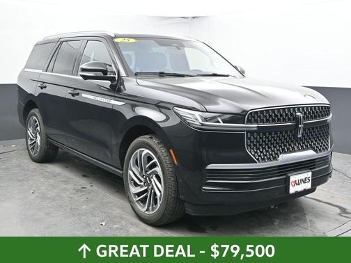 Infinite Black Metallic 2025 Lincoln Navigator Reserve