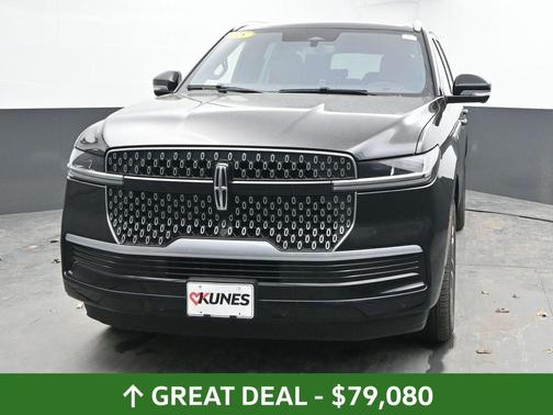 Infinite Black Metallic 2025 Lincoln Navigator Reserve
