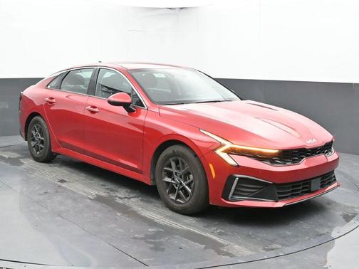 Runway Red 2025 Kia K5 LXS
