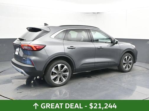 Carbonized Gray Metallic 2024 Ford Escape Platinum