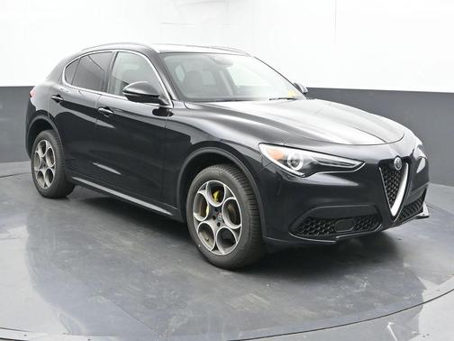 2020 Alfa Romeo Stelvio Base