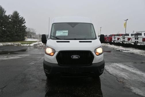 Oxford White 2026 Ford Transit-250 148 WB Medium Roof Cargo