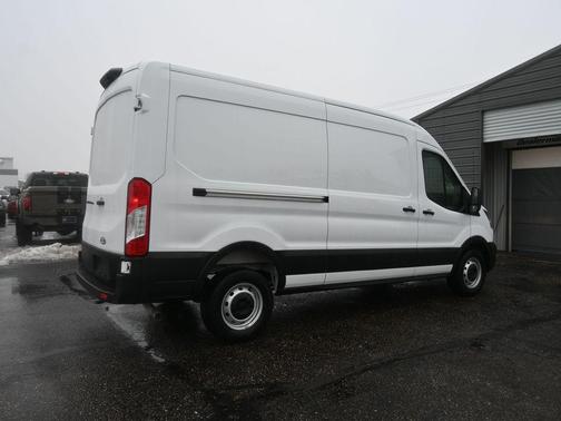 2026 Ford Transit-250 148 WB Medium Roof Cargo