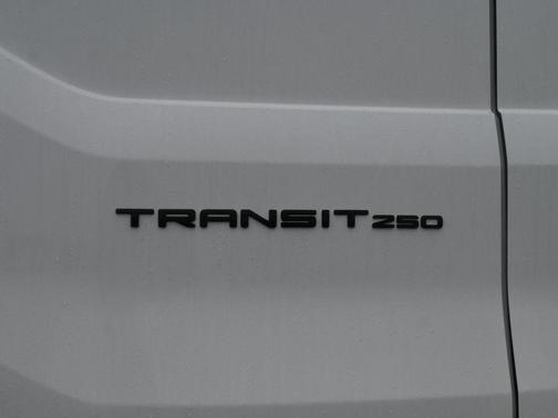 2026 Ford Transit-250 148 WB Medium Roof Cargo