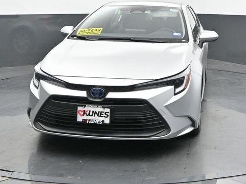2025 Toyota Corolla Hybrid LE