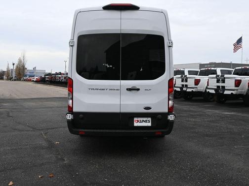 2024 Ford Transit-350 XLT