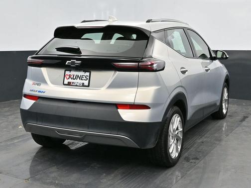 Silver Flare Metallic 2023 Chevrolet Bolt EUV LT
