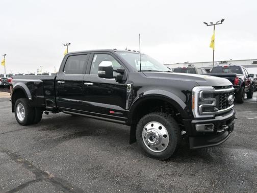 2026 Ford F-450 Platinum