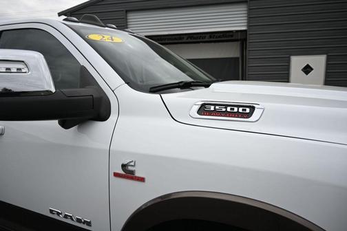 Bright White Clearcoat 2024 RAM 3500 Longhorn