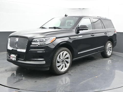 2024 Lincoln Navigator Premiere