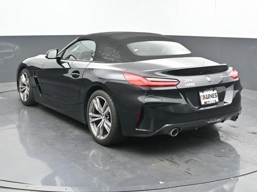 2025 BMW Z4 sDrive30i