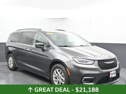 2022 Chrysler Pacifica Touring-L