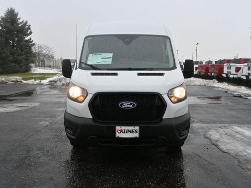 2026 Ford Transit-250 148 WB Medium Roof Cargo
