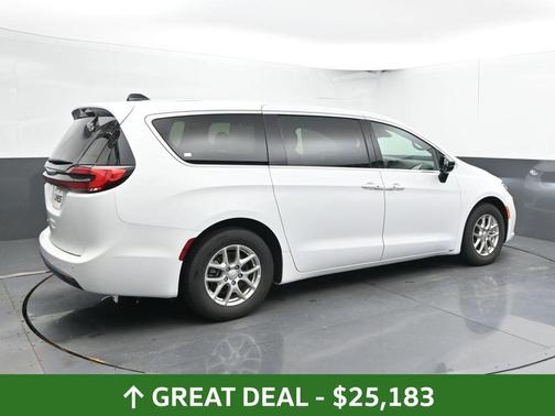 Bright White Clearcoat 2025 Chrysler Pacifica Select