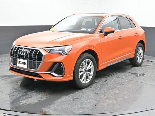 2025 Audi Q3 45 S line Premium