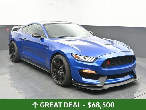 2017 Ford Shelby GT350 Base