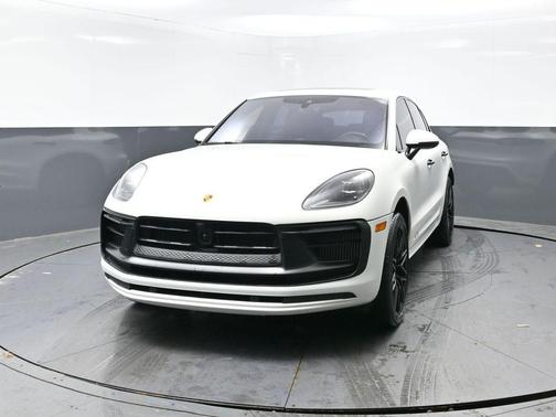 White 2023 Porsche Macan GTS