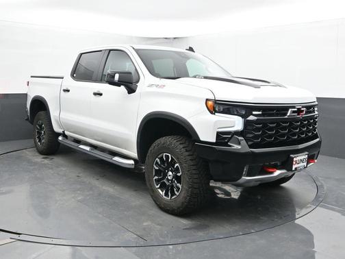 Summit White 2024 Chevrolet Silverado 1500 ZR2