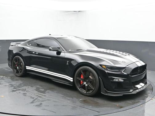 2020 Ford Shelby GT500 Base