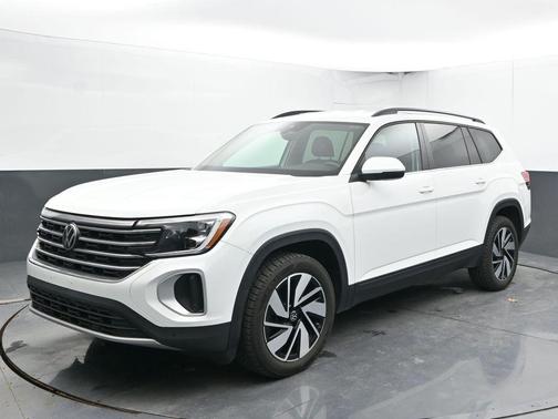 2025 Volkswagen Atlas 2.0T SE
