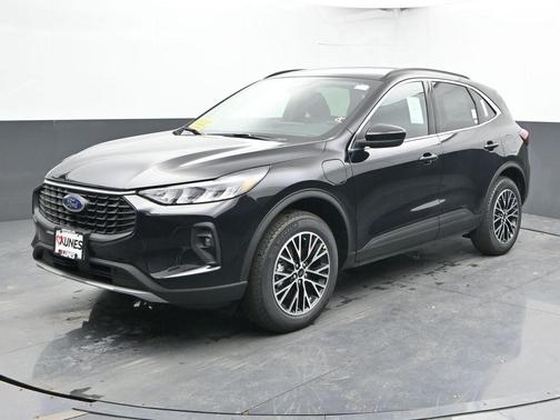 Agate Black Metallic 2026 Ford Escape PHEV