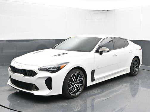 2022 Kia Stinger GT-Line