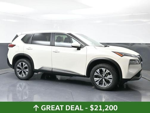 Pearl White Tri-Coat 2023 Nissan Rogue SV