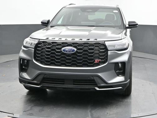 Carbonized Gray Metallic 2026 Ford Explorer ST