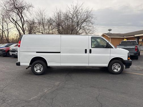 2023 Chevrolet Express 2500 Work Van