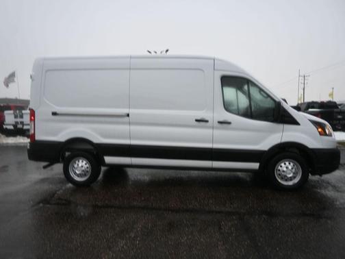 2026 Ford Transit-250 148 WB Medium Roof Cargo