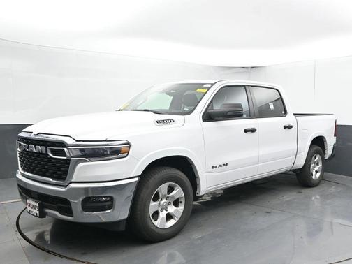 Bright White Clearcoat 2025 RAM 1500 Big Horn/Lone Star