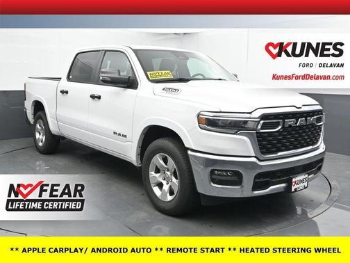 Bright White Clearcoat 2025 RAM 1500 Big Horn/Lone Star