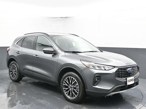 2025 Ford Escape PHEV