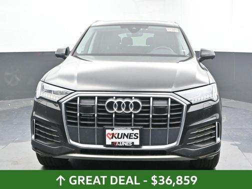 2024 Audi Q7 45 Premium Plus