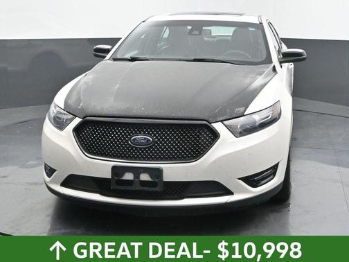 2017 Ford Taurus SHO