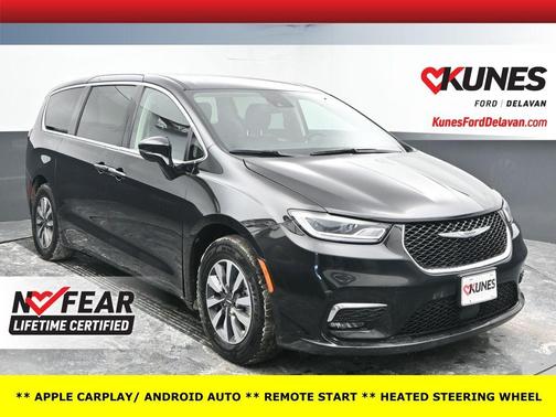 2024 Chrysler Pacifica Hybrid Select